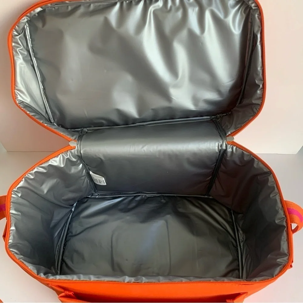 Crate & Barrel Insulated Cooler + Picnic Set + utensils Plates Fabric Napkins